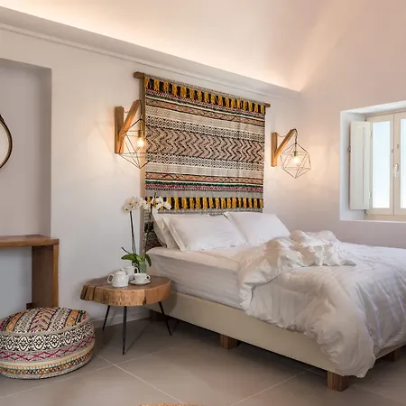 White & Co. Exclusive Island 3* Pyrgos Kallistis
