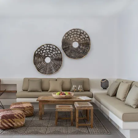 White & Co. Exclusive Island 3*