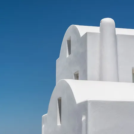 White & Co. Exclusive Island Hotel